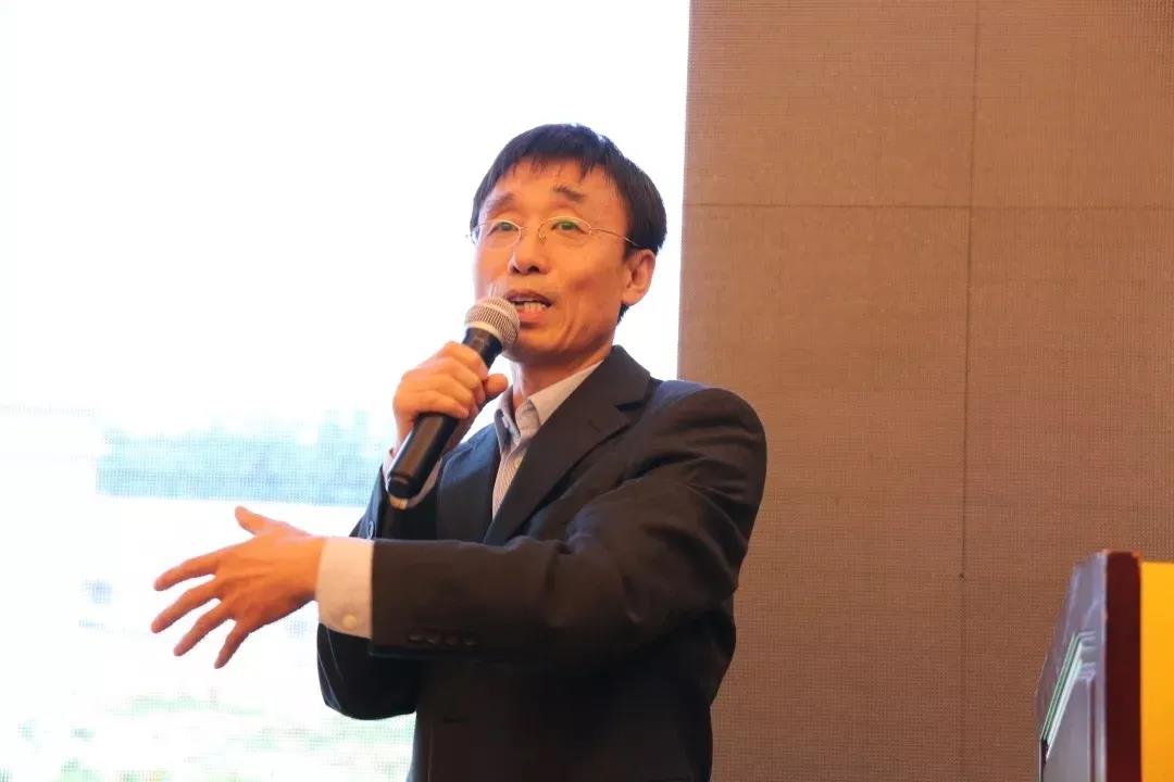 山东埃尔派张景杰董事长:非金属矿粉体加工与分级技术